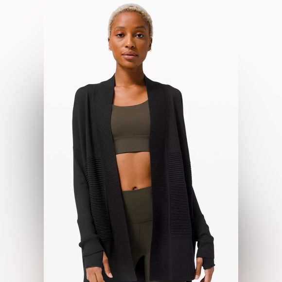 Lululemon Women's Merino Wool Sit In Lotus Wrap Black Yoga Cardigan- Sz 2 or 4 - Picture 1 of 13
